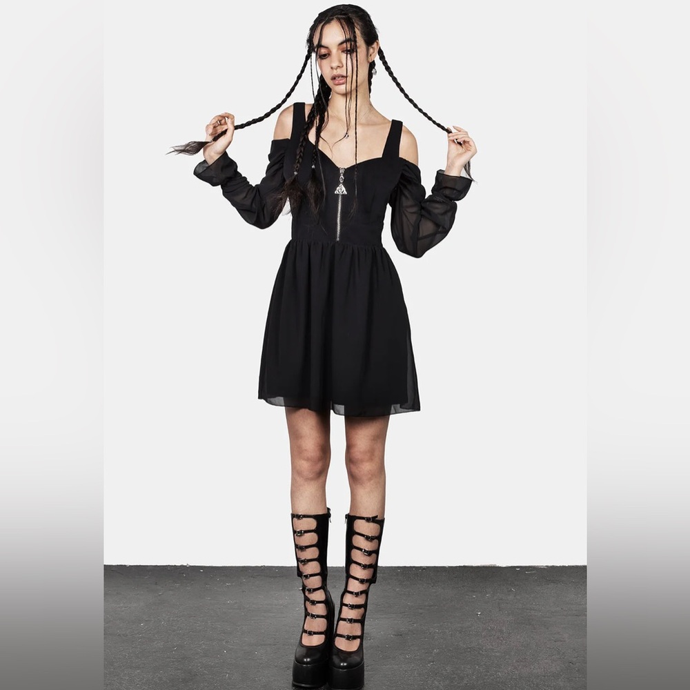 MSRP $68 NWT US 6 DISTURBIA Triquetra Zip Chiffon Mini Dress